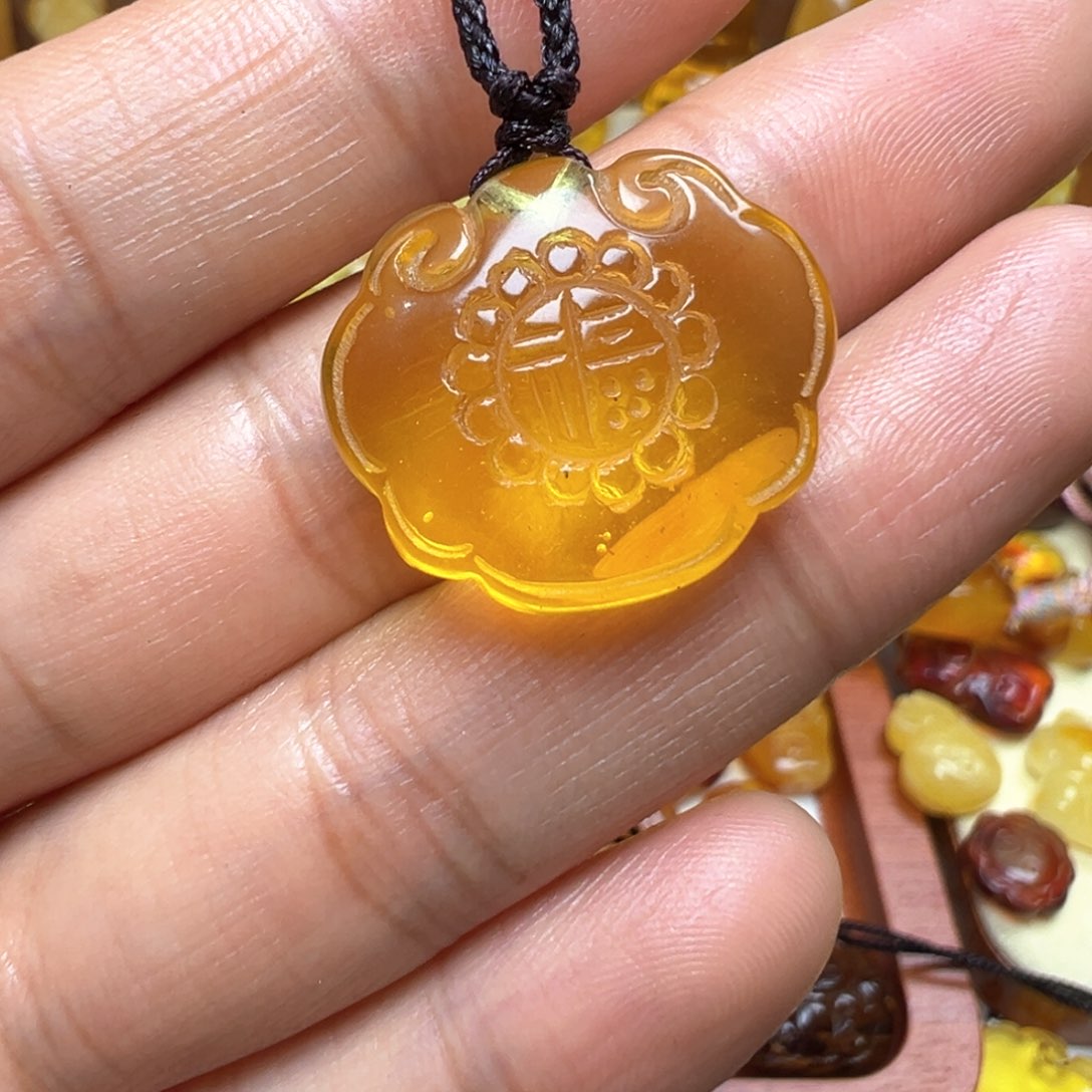 琥珀吊坠(不含链)未镶嵌