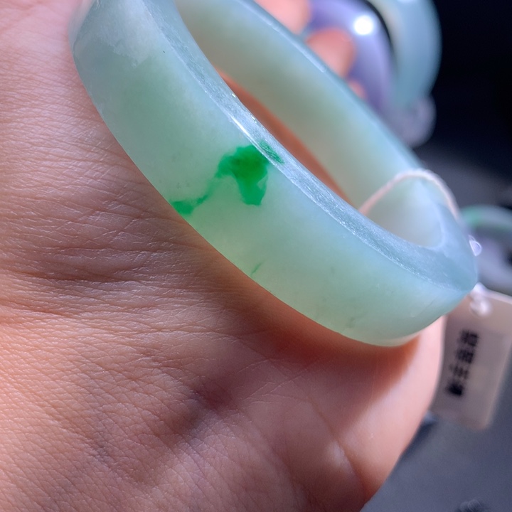 未镶嵌翡翠手镯定制翡翠