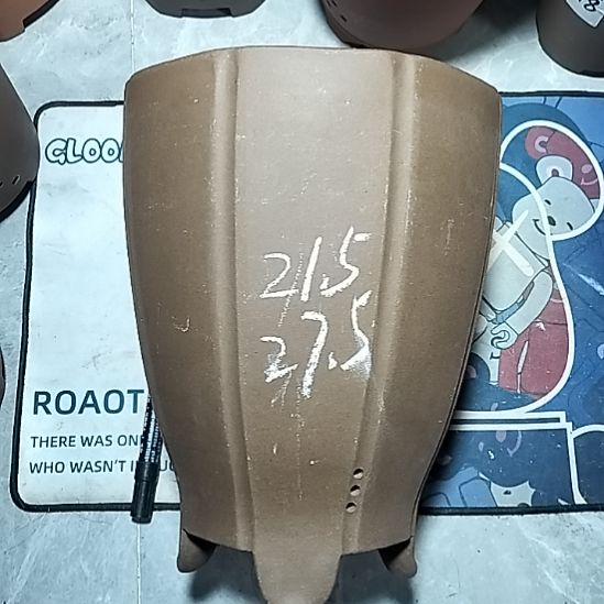 紫砂八爪鱼微瑕一个