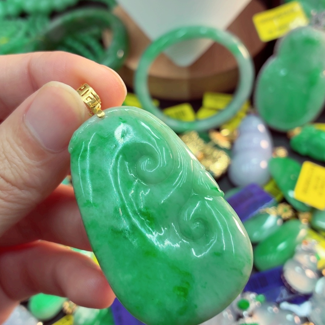 翡翠18K金镶嵌吊坠(不含链)