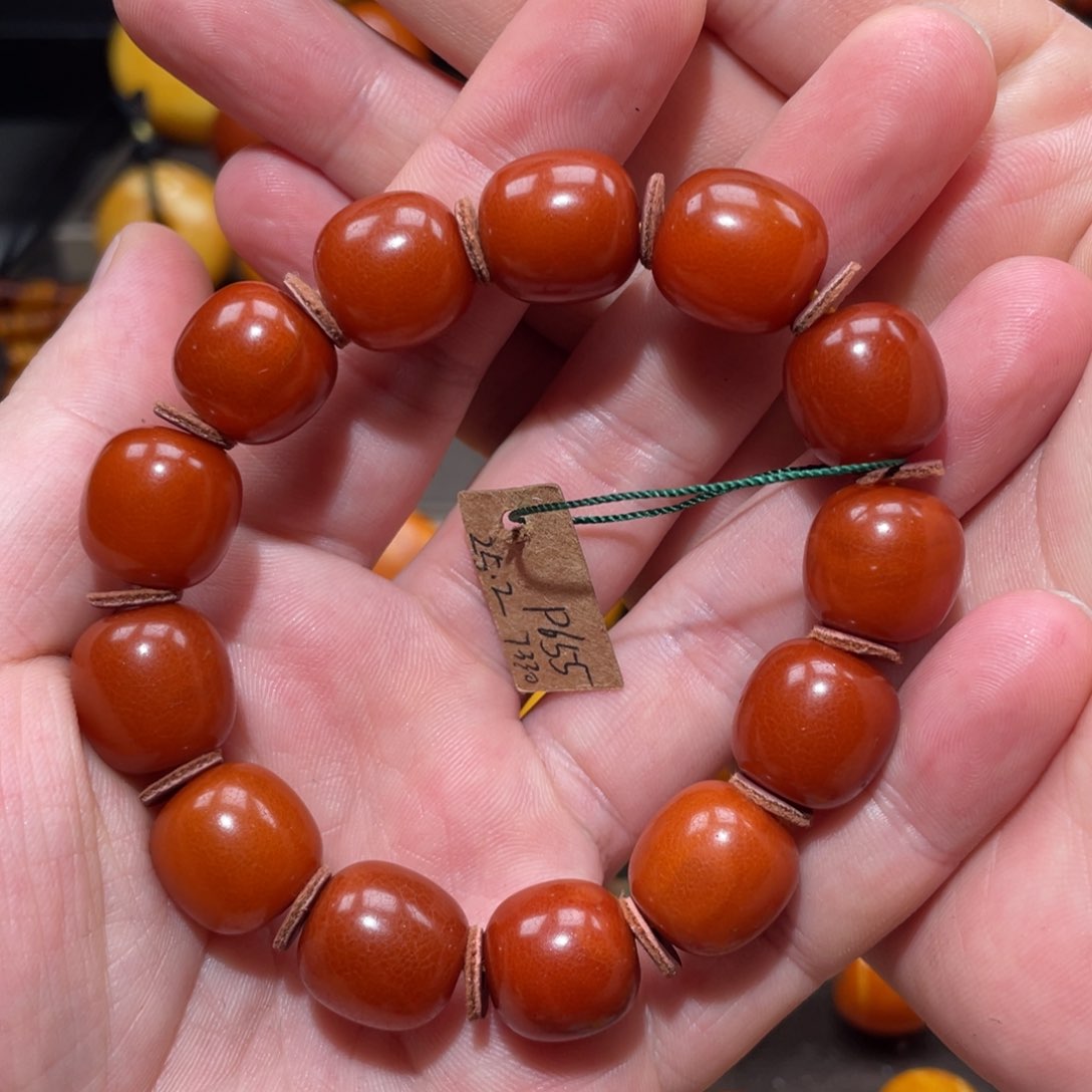 【闪购商品】琥珀裸石未镶嵌董*手串