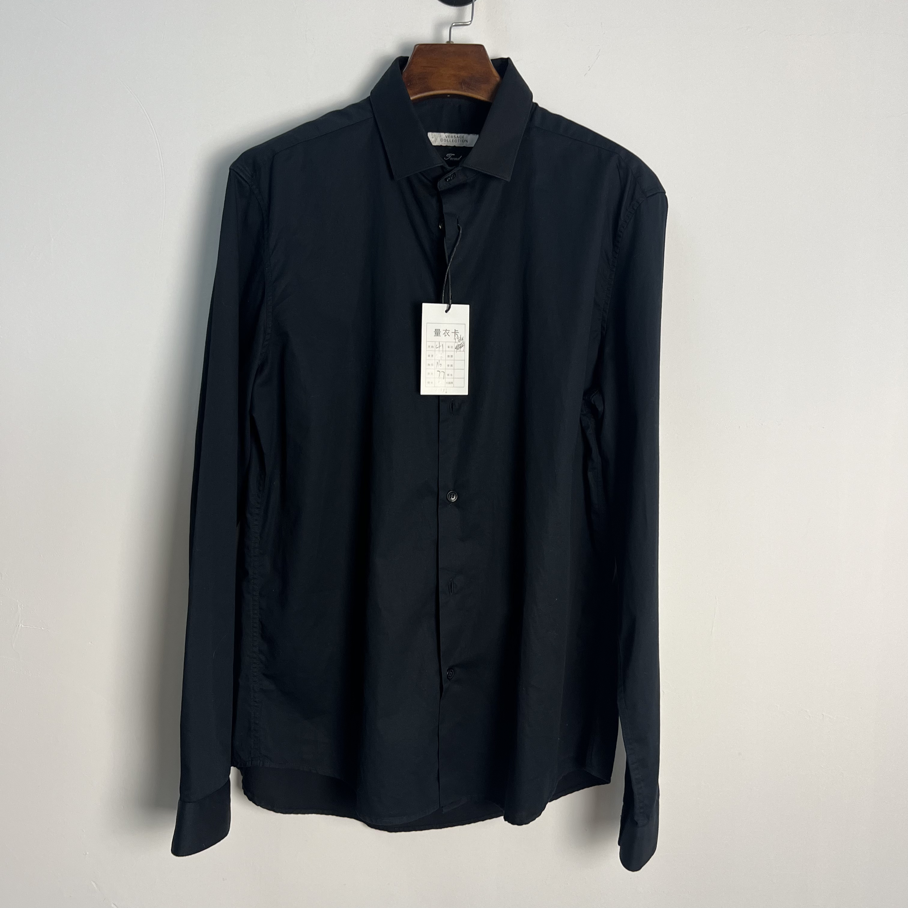 99新 VERSACE/范思哲 黑色衬衣/41码/0412