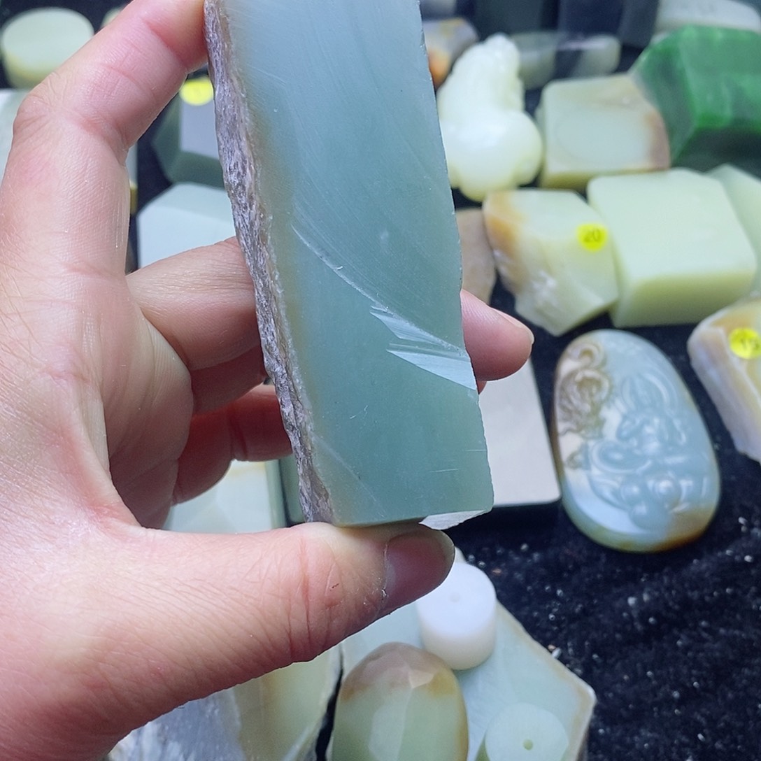 颈饰未镶嵌和田玉梦**漠