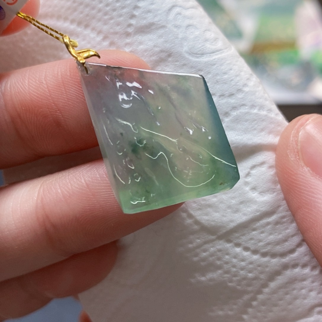 【闪购商品】翡翠吊坠(不含链)未镶嵌2331