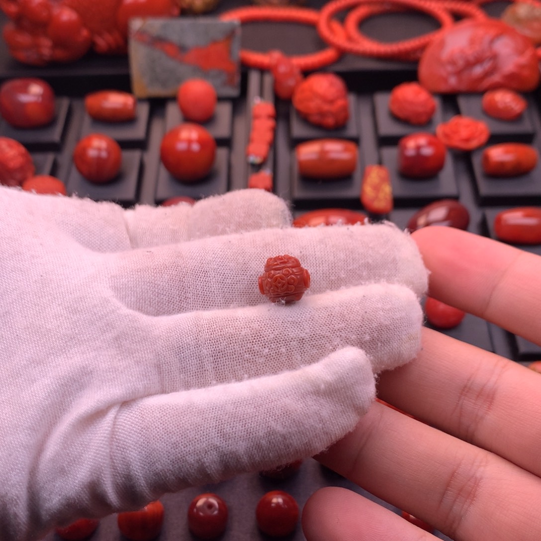 南红玛瑙未镶嵌精工雕刻聚宝炉顶珠11mm