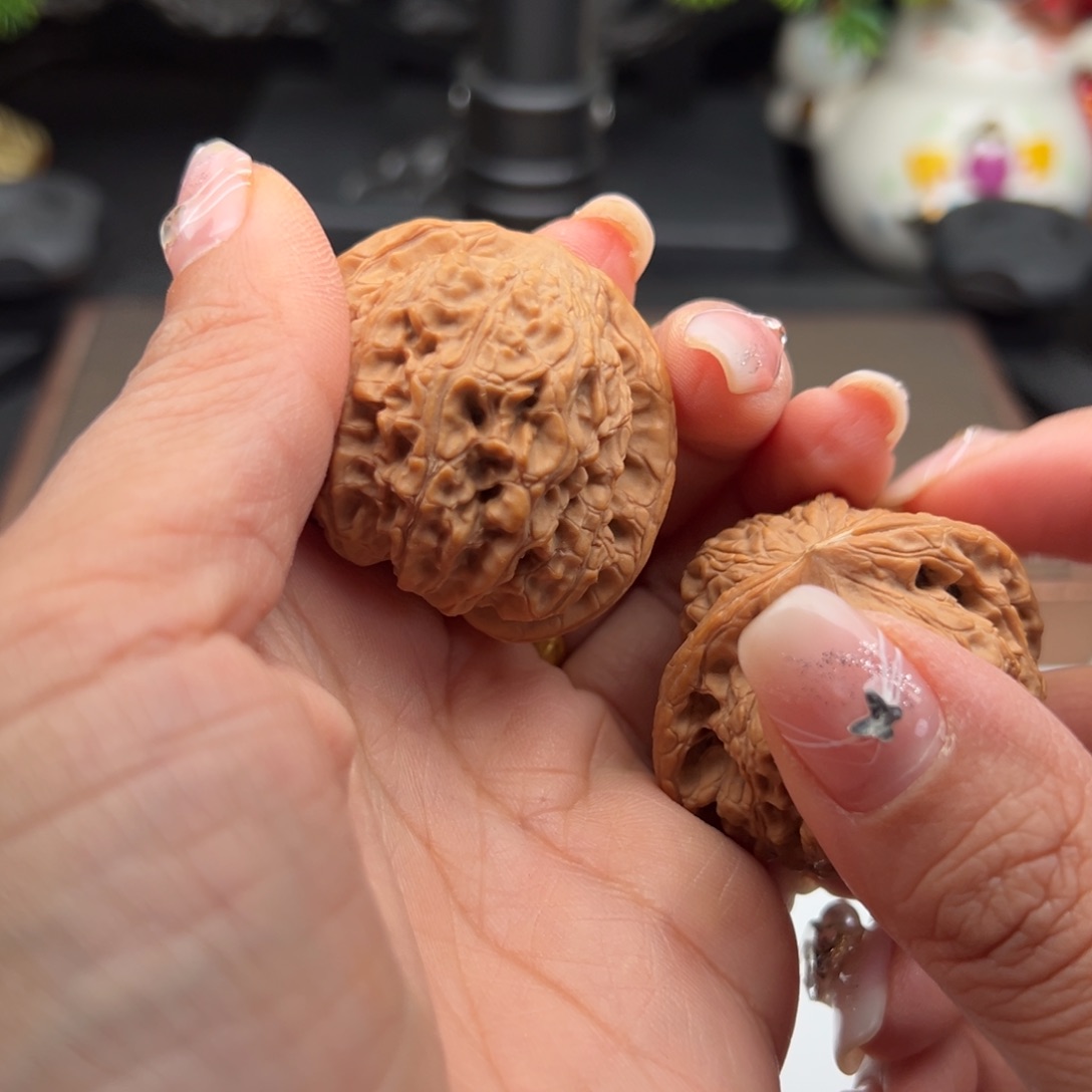 文玩核桃把件龙洞峪40