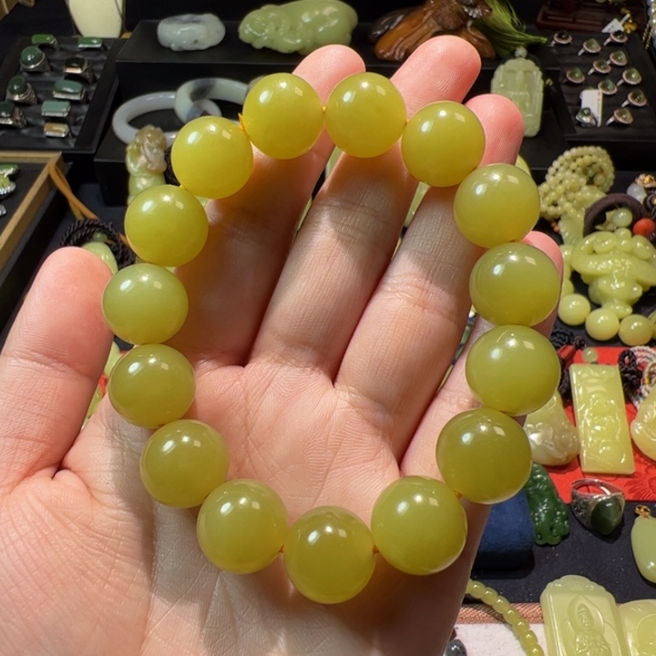 和田玉（黄玉）颈饰未镶嵌