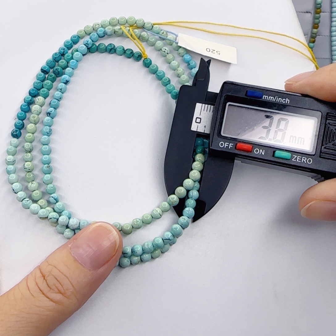 绿松石未镶嵌颈饰