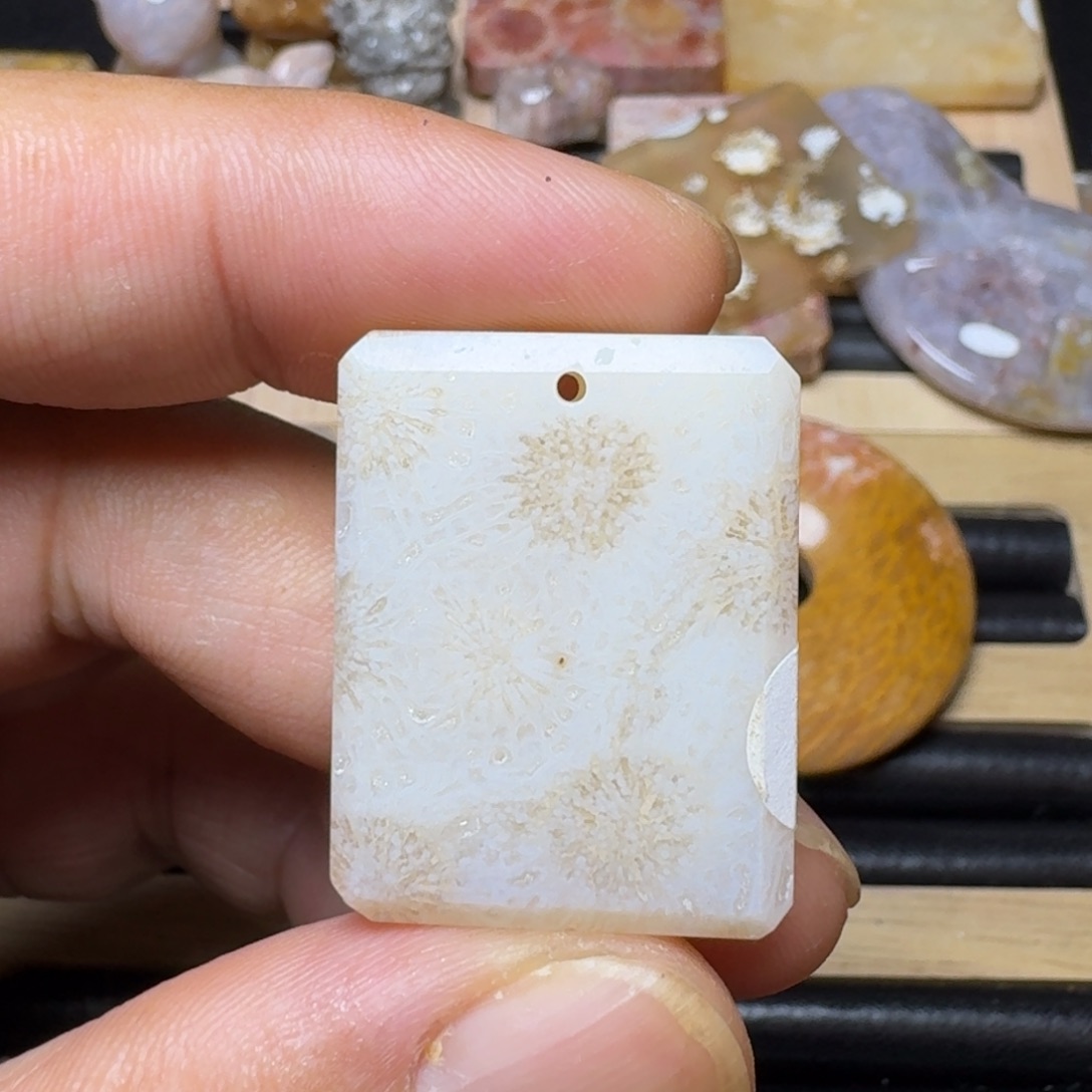 硅化玉纯天然色有机玉石保真色未镶嵌