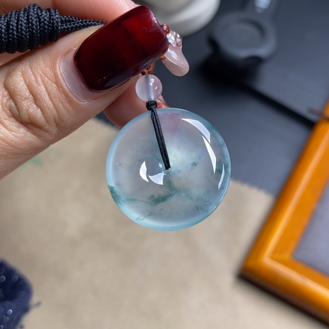 翡翠颈饰未镶嵌玻璃种白底飘蓝绿花起钢清爽平安扣25.5-6