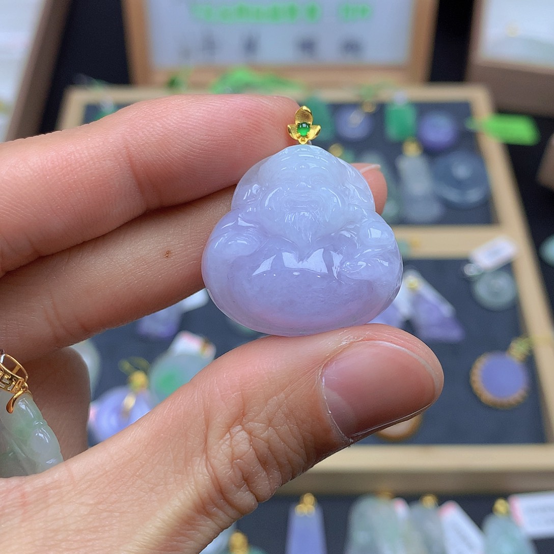 翡翠颈饰18K金镶嵌翡翠