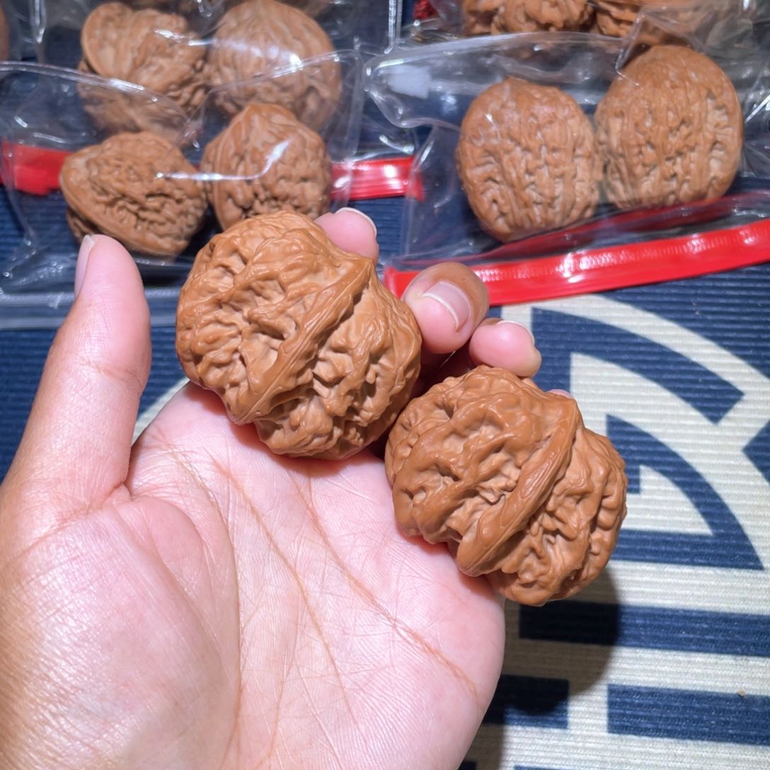 文玩核桃吊坠平谷方块47