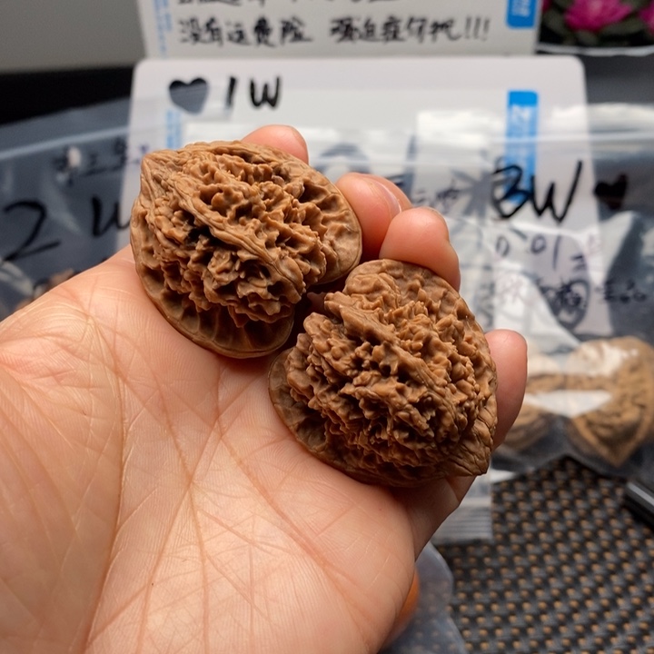 文玩核桃把件满天星