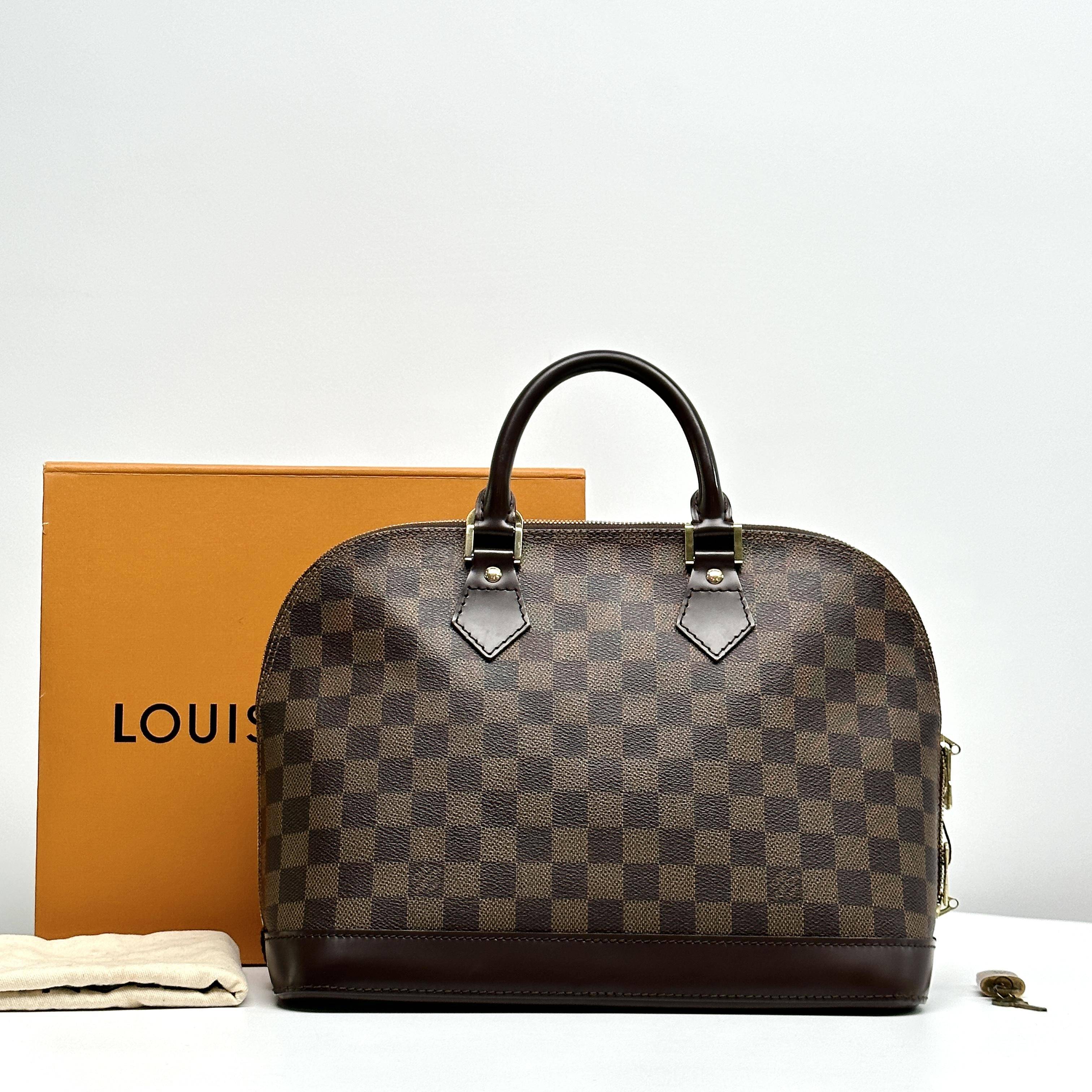 胖虎佳佳/路易威登/95新/公价0/箱包/手提包/312501190025