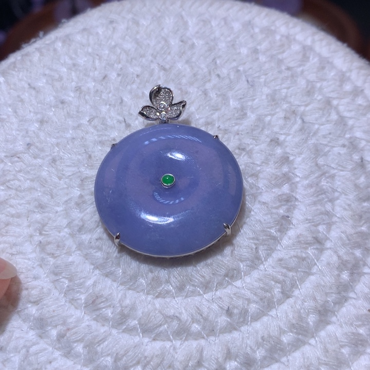 翡翠颈饰18K金镶嵌蓝妖紫扣子