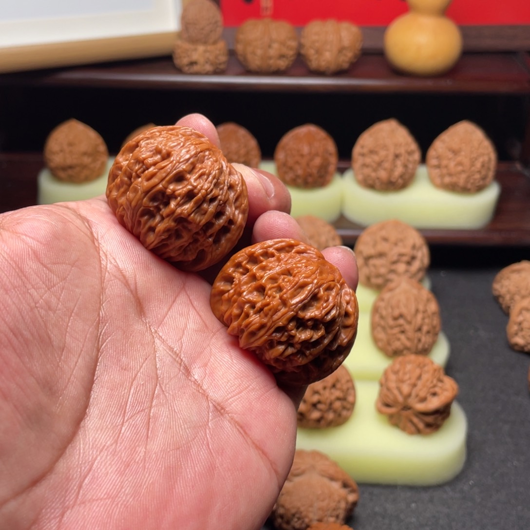 文玩核桃吊坠贝**了40磨盘