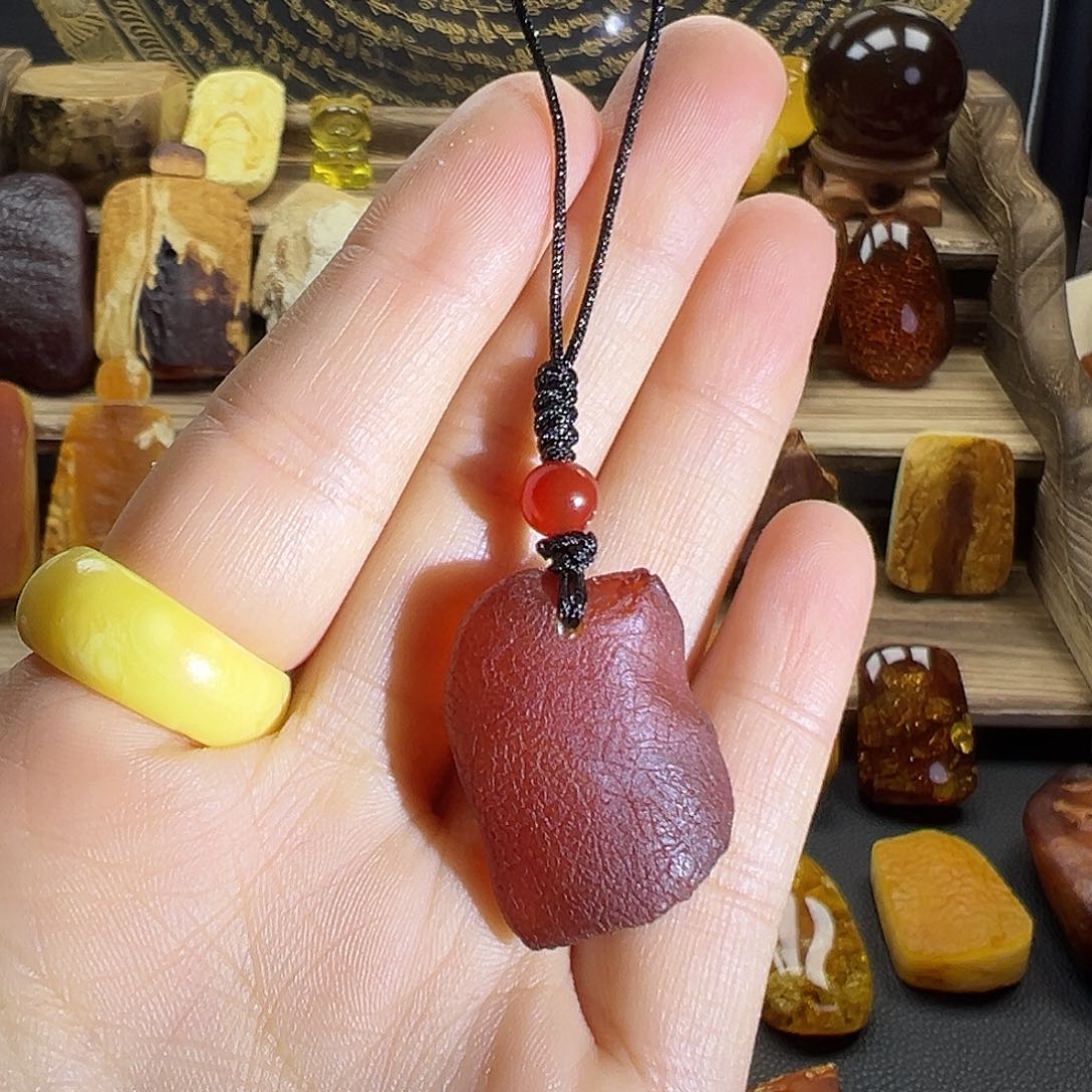 琥珀裸石未镶嵌琥珀