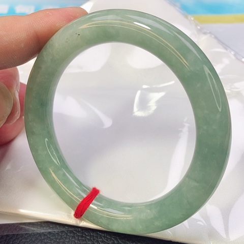 翡翠手镯未镶嵌0128号