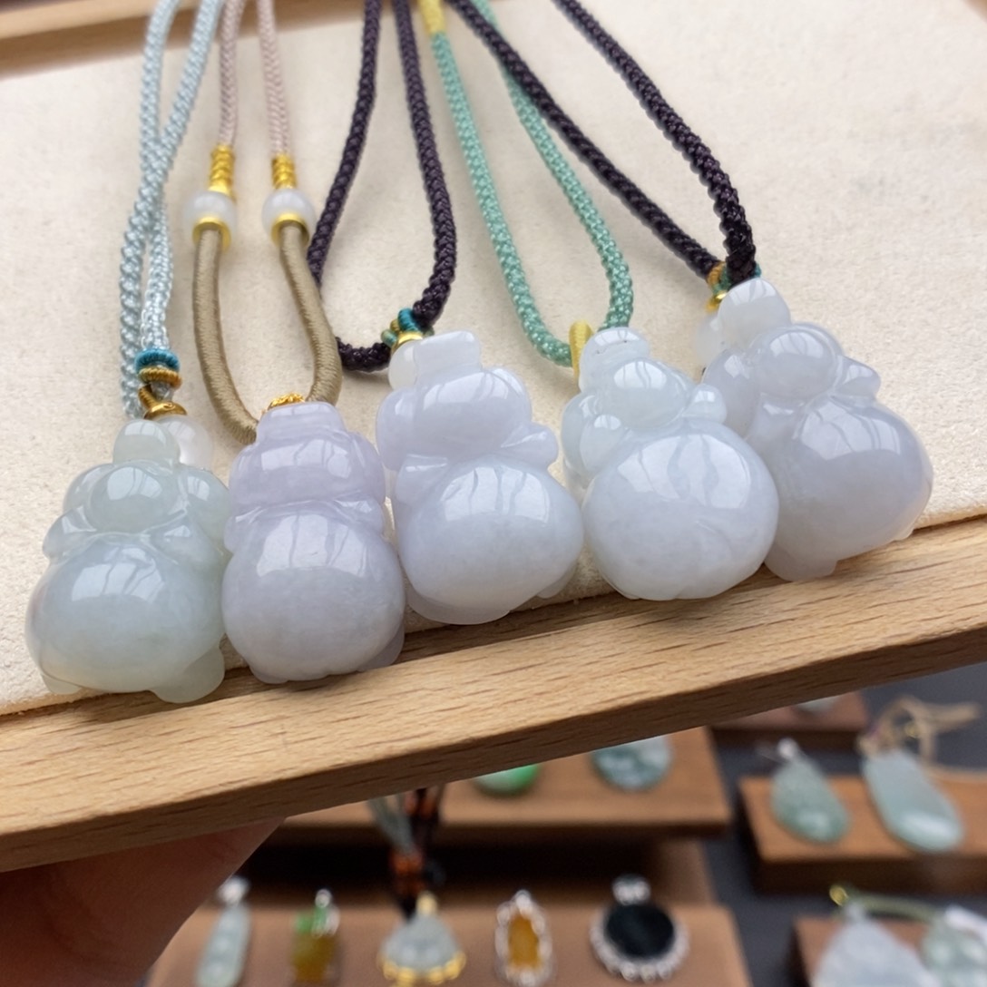 【闪购商品】颈饰未镶嵌翡翠发其一