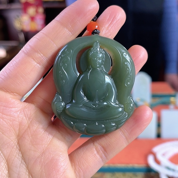 和田玉吊坠未镶嵌