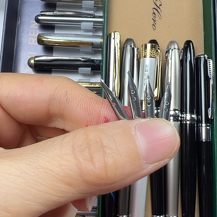 A***佳便携式4个暗尖长刀笔尖