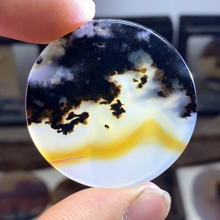 玛瑙/玉髓颈饰未镶嵌