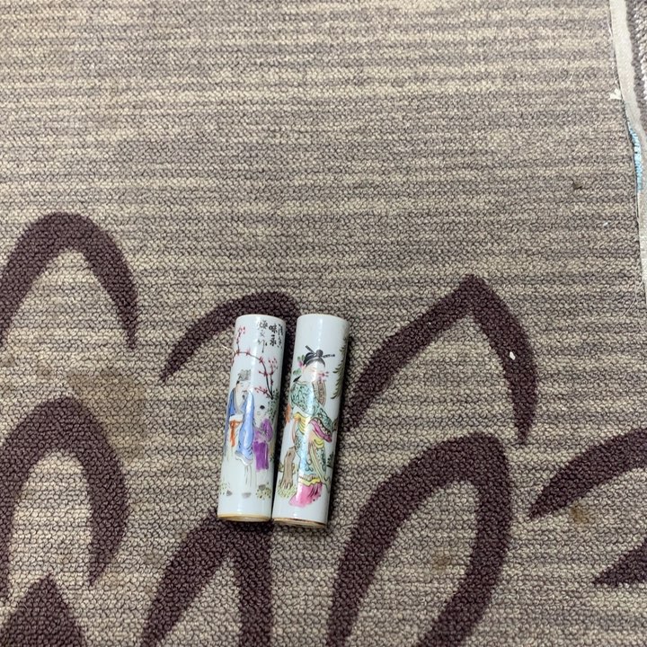 用***7陶瓷香筒两个完整