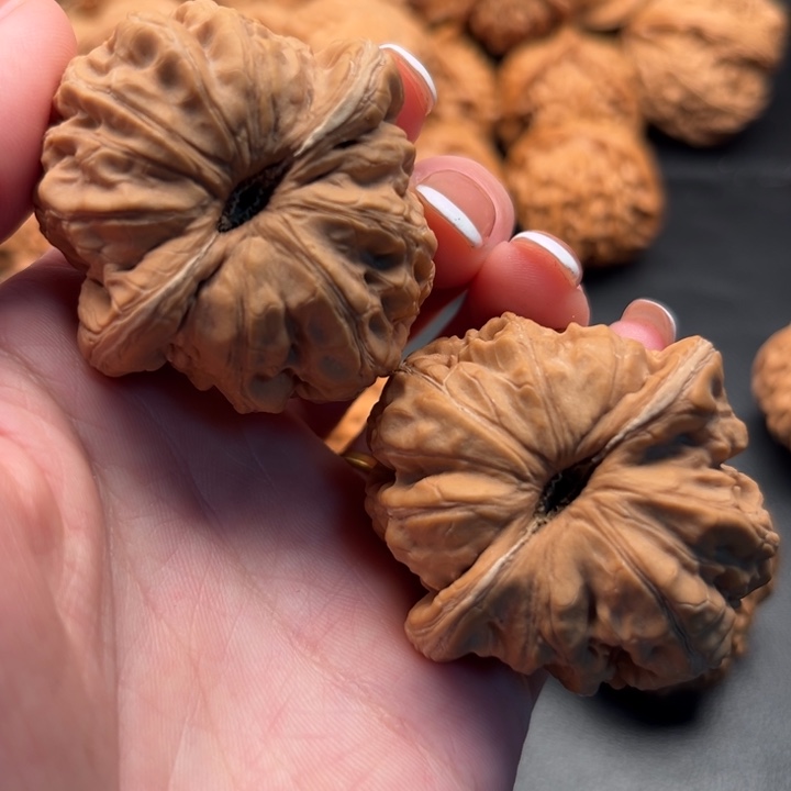 文玩核桃吊坠缘**动1833元宝