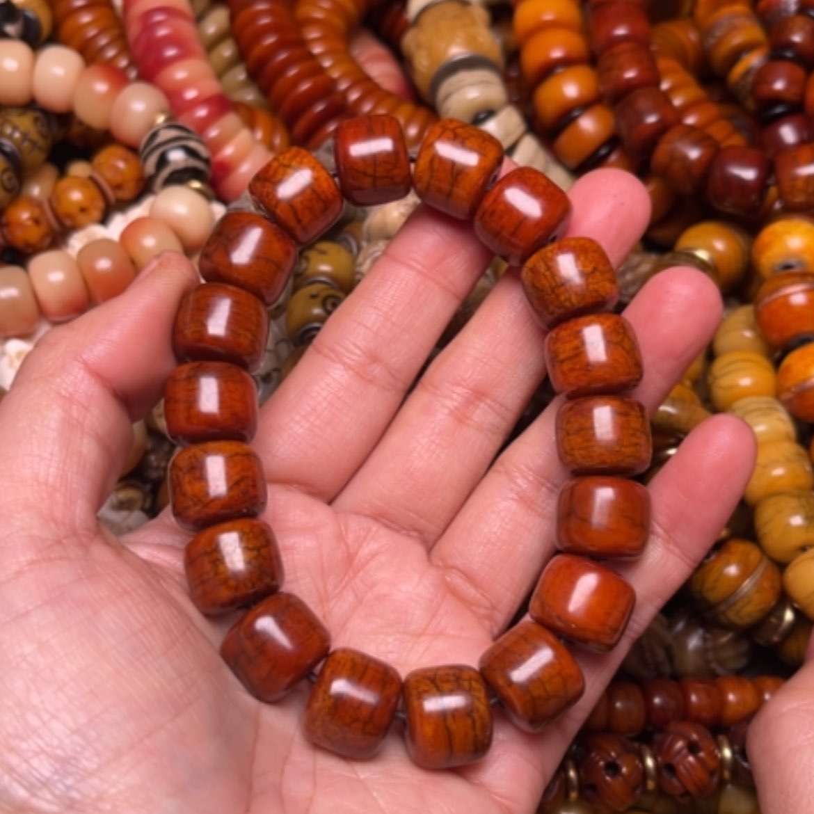 【闪购商品】牛骨手串/手链牛骨红14×12×18颗素