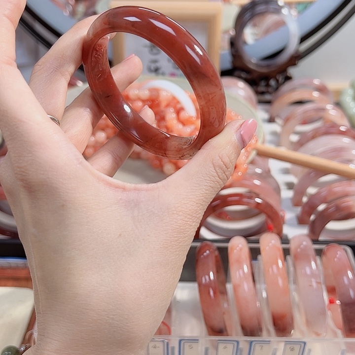 石英质玉手镯未镶嵌*️