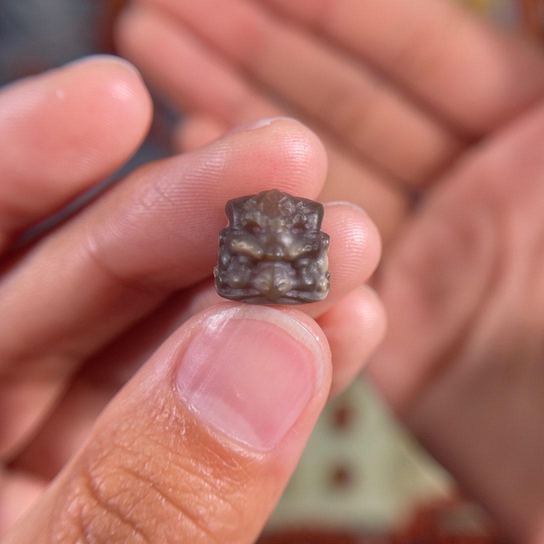 玛瑙/玉髓老改大鹏鸟10.7*11不退不换未镶嵌