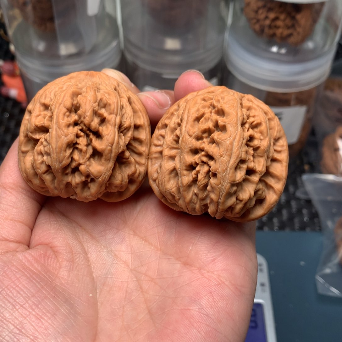 文玩核桃把件43.6-16290-3