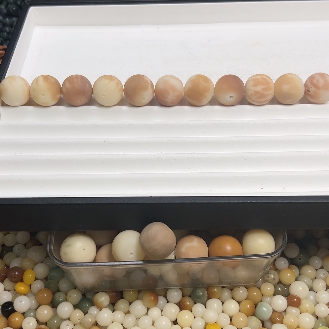 菩提根/象牙果吊坠穿****士108颗彩虹圆