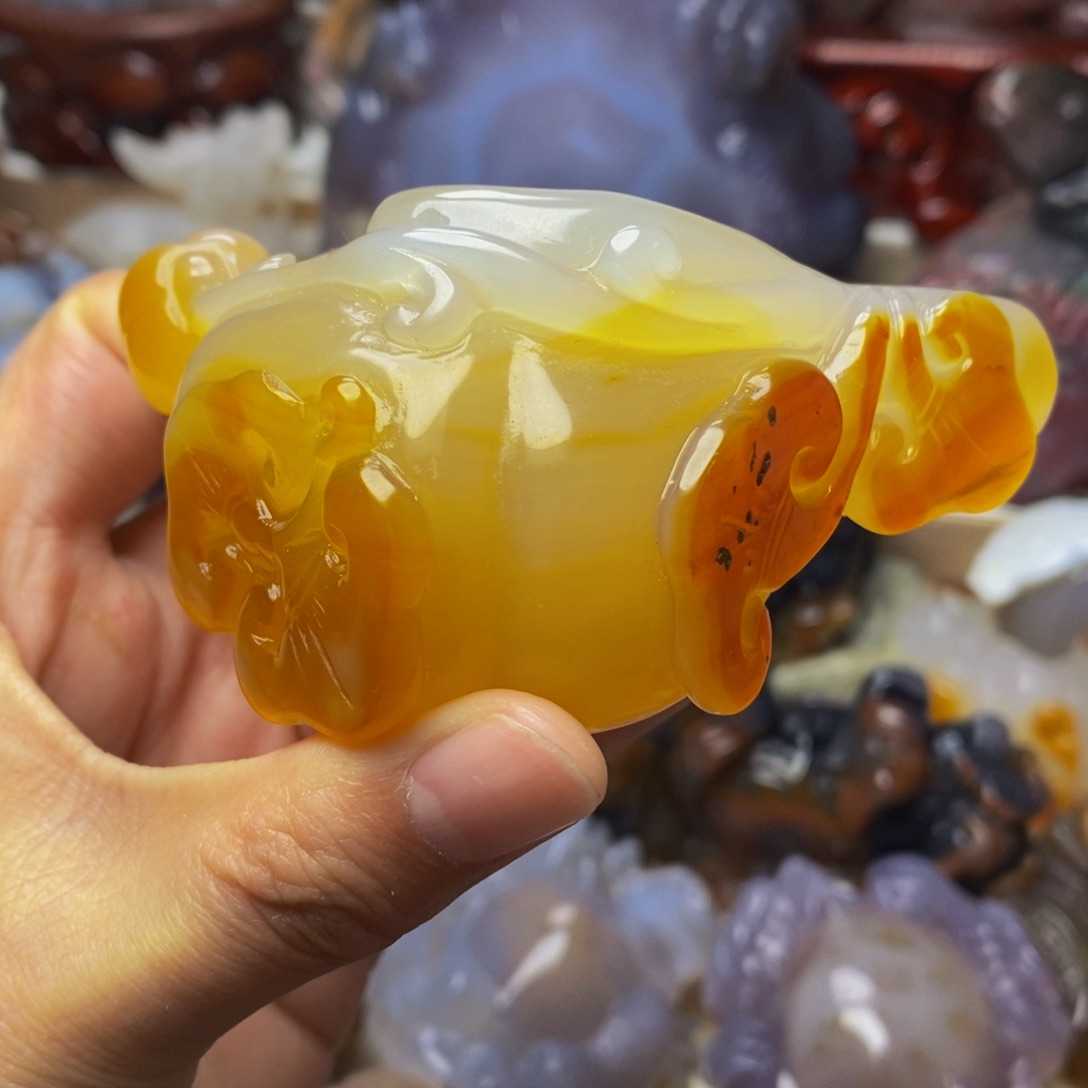 玛瑙/玉髓手把件未镶嵌