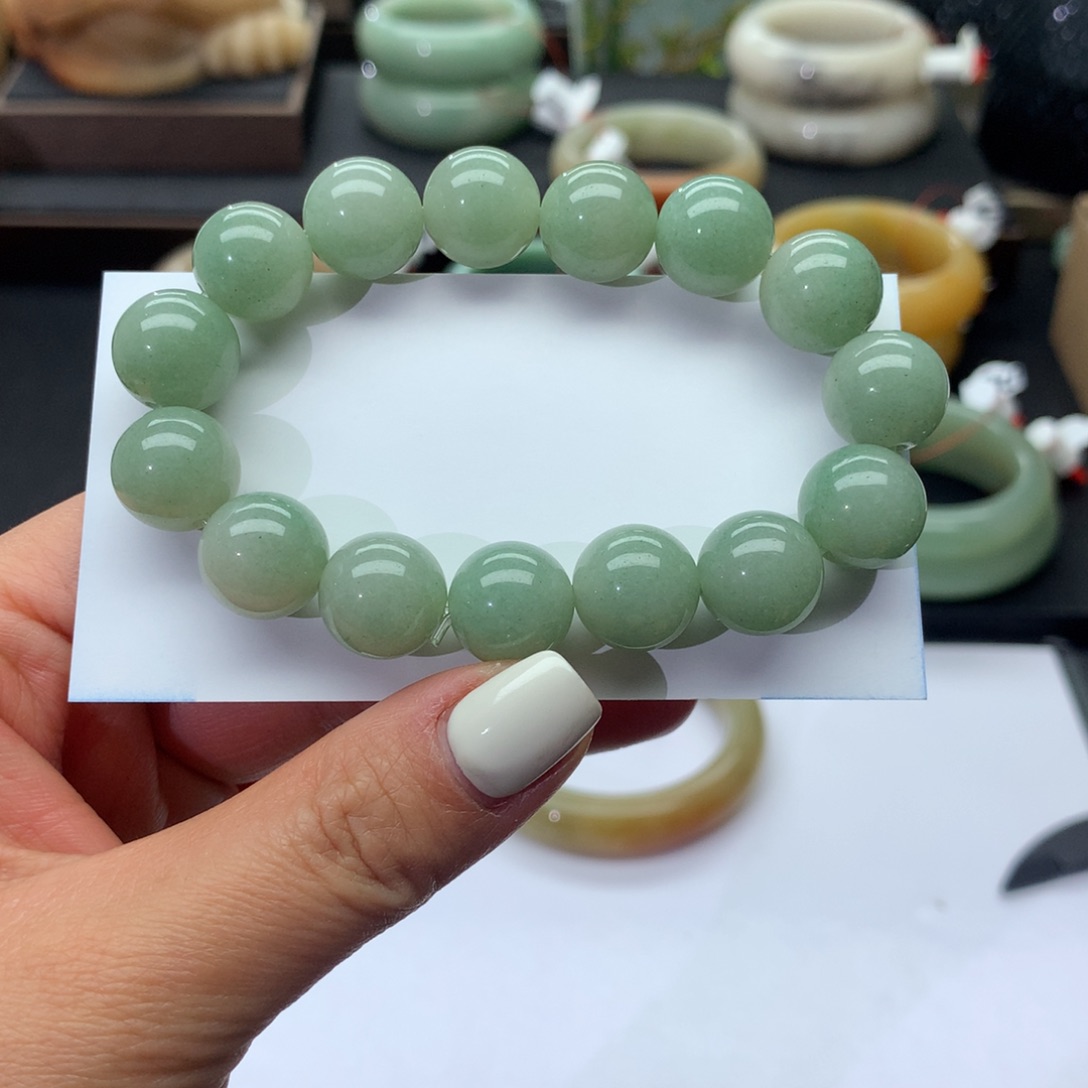 石英质玉未镶嵌手镯