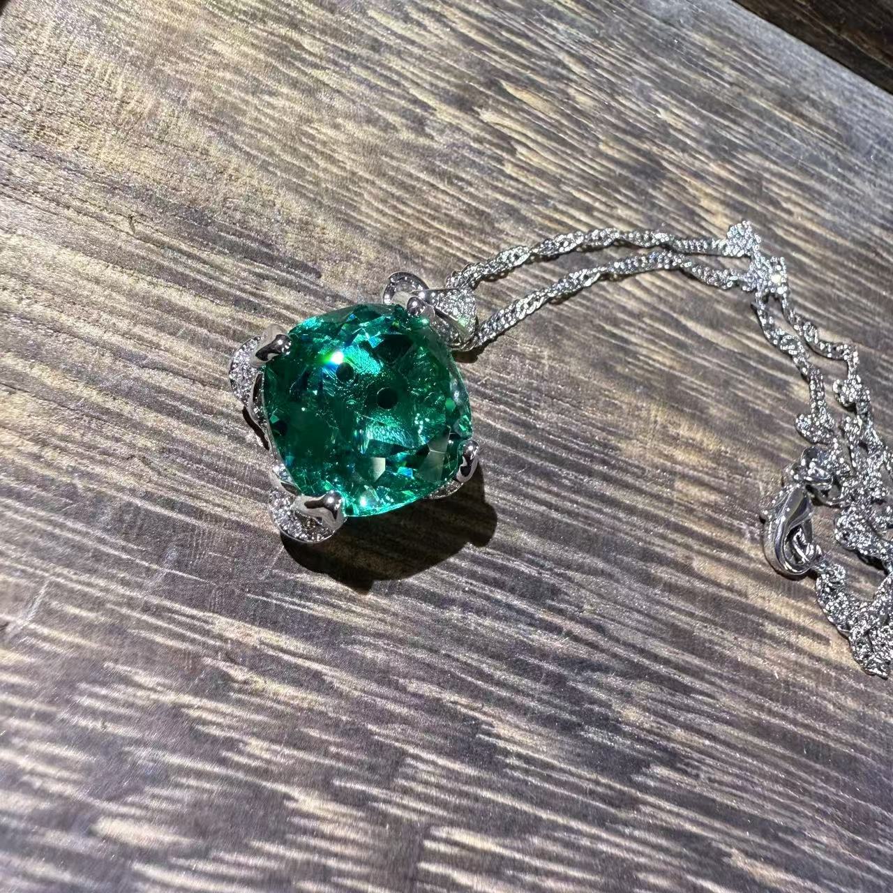 【国检证书+运费险】收藏级 祖母绿吊坠-B193