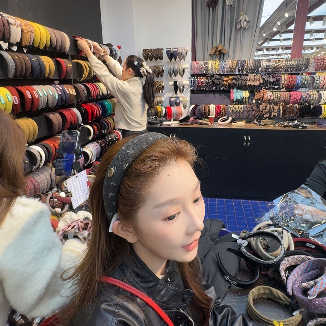 布艺非金属深灰色碎花发箍