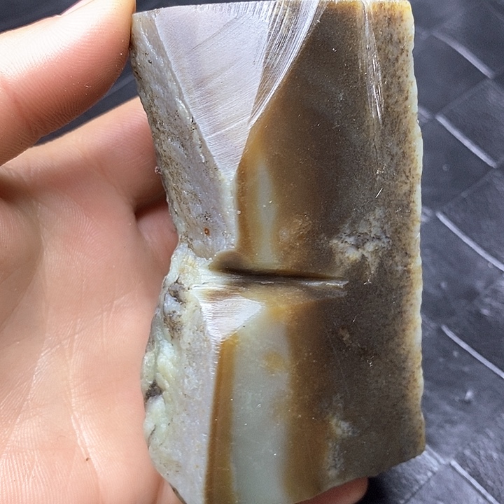 和田玉毛料未镶嵌