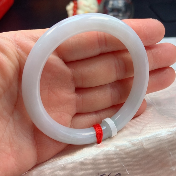 翡翠手镯未镶嵌?**?54圈