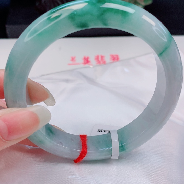 未镶嵌手镯翡翠59圈