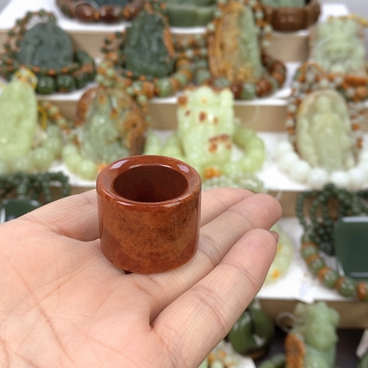 【闪购商品】透闪石质玉扳指未镶嵌