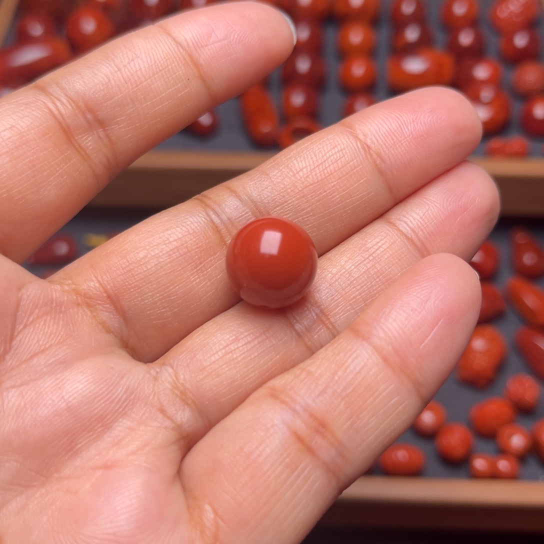南红玛瑙配饰未镶嵌沈**?圆珠12.7