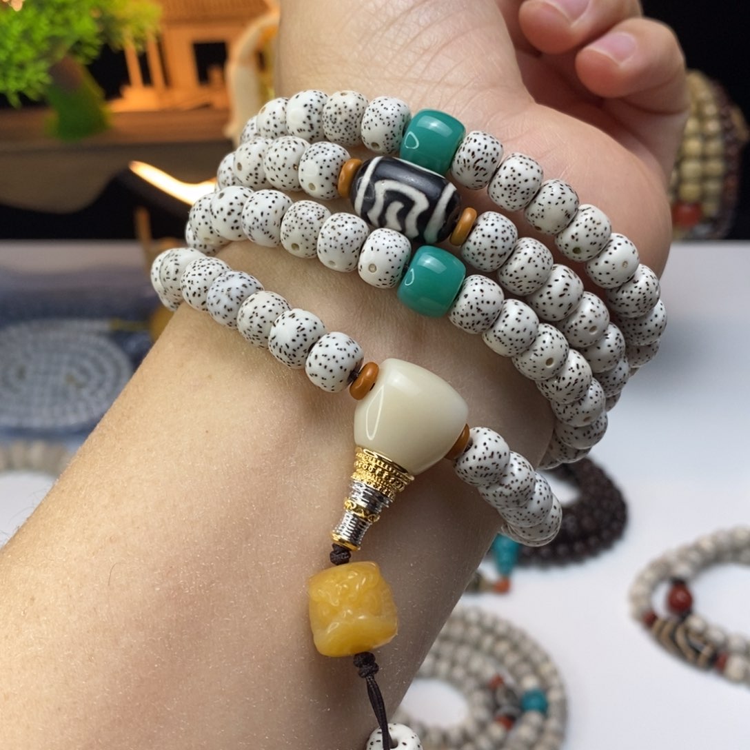 星月菩提吊坠菩提