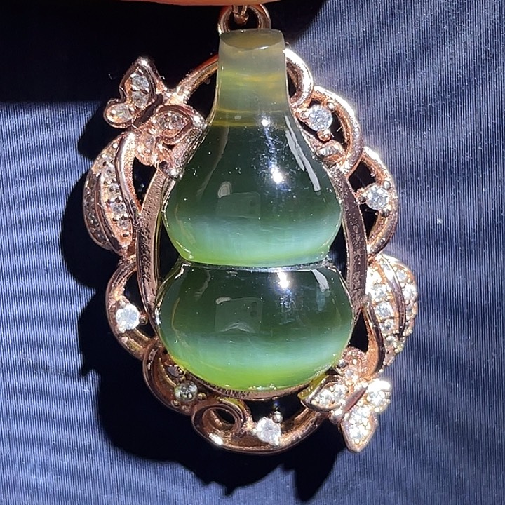 和田玉（碧玉）银S925镶嵌颈饰猫眼