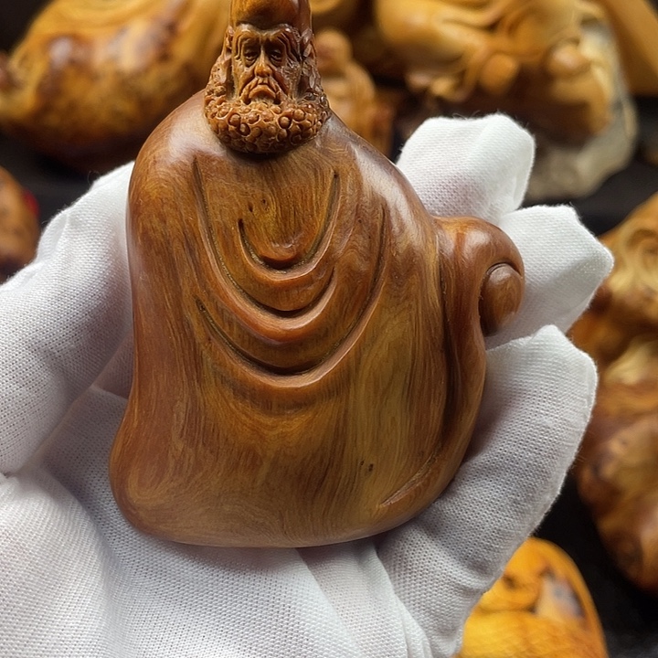 柏木（崖柏）达摩手把件