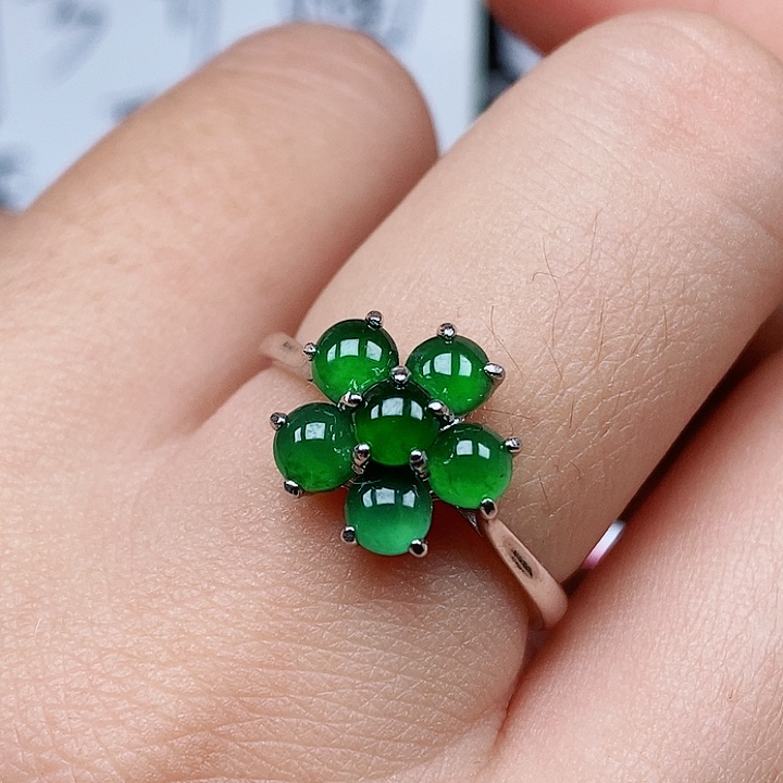 翡翠戒指未镶嵌戒指