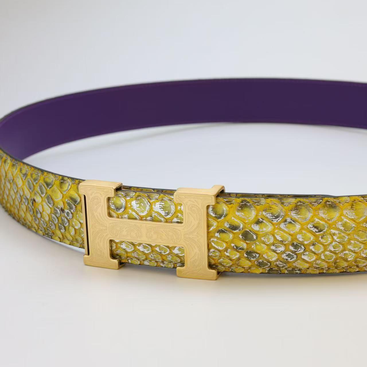 轻奢蟒蛇皮3.8宽打孔平滑挂扣皮带休闲商务百搭皮带头扣头