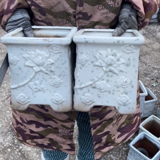 红陶口16高19瑕疵