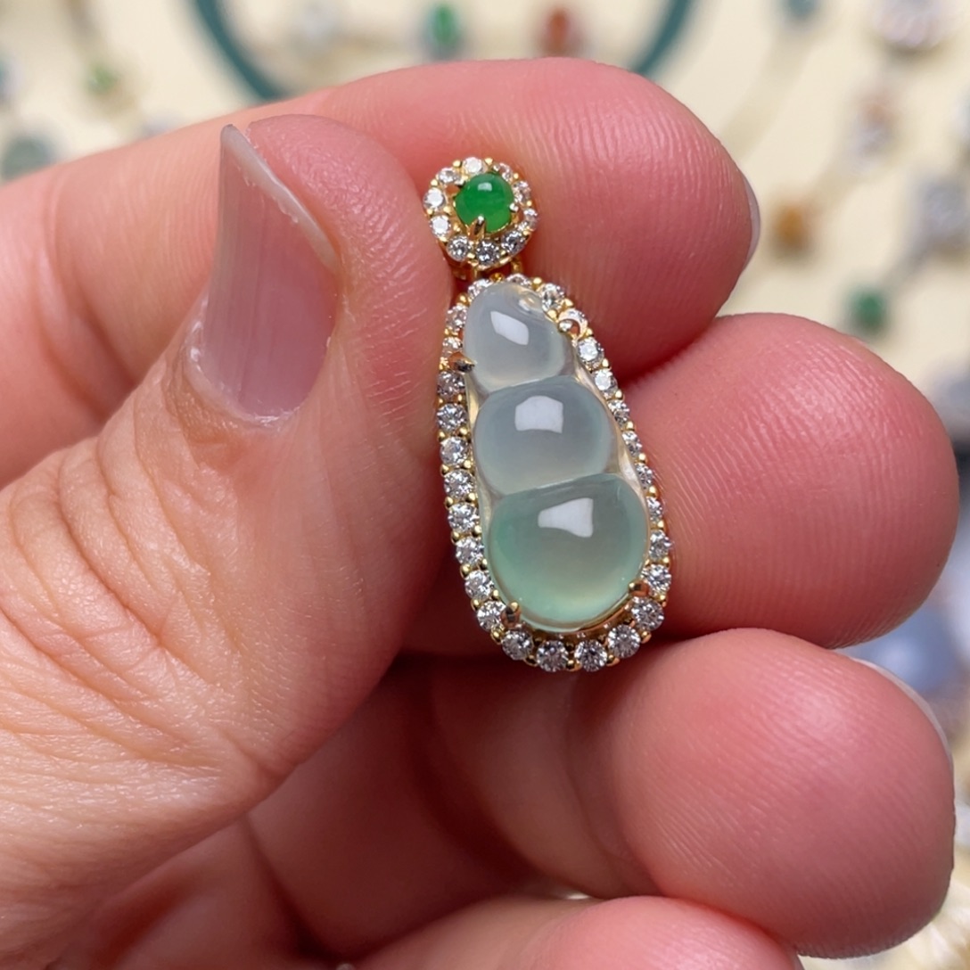 翡翠颈饰银S925镶嵌糖*宝纯天然缅甸翡翠