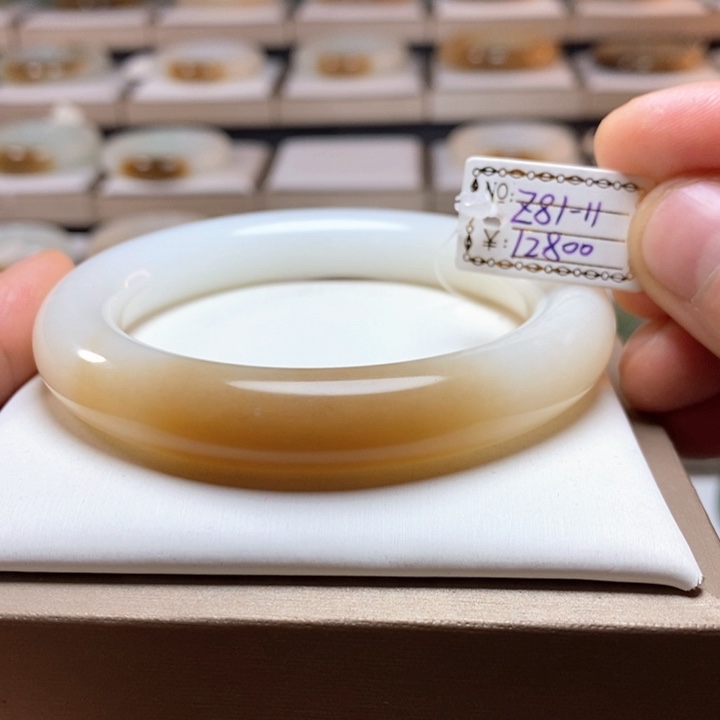 和田玉手镯未镶嵌59